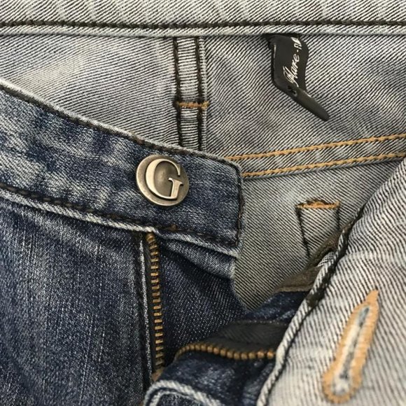 Premium Guess Flare Leg Jeans - Picture 3 of 15